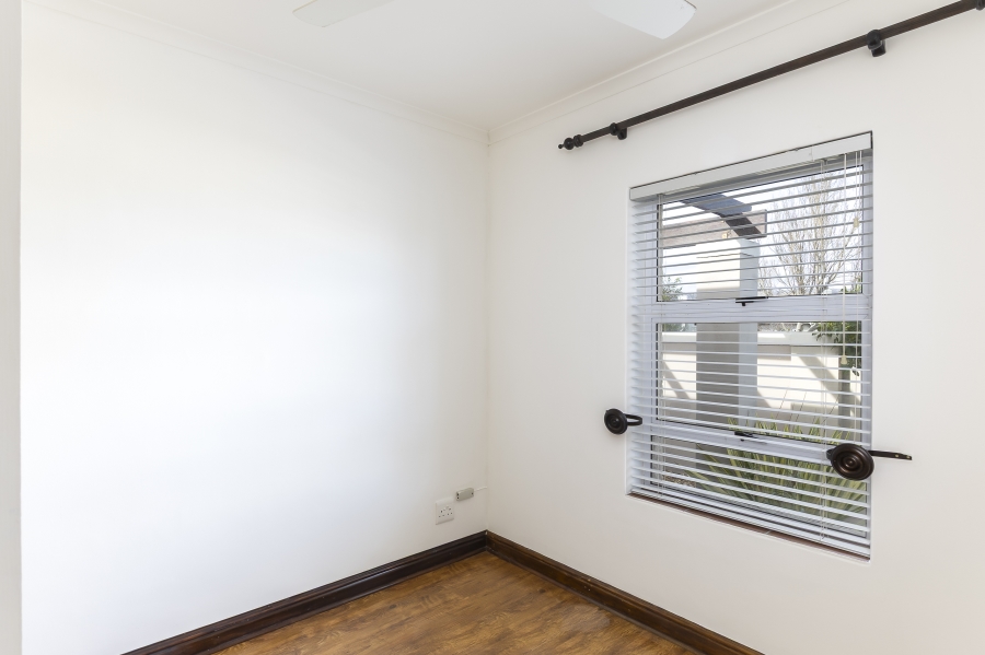To Let 3 Bedroom Property for Rent in Fernwood Western Cape